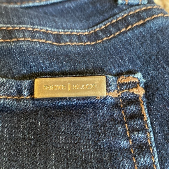 White House black market jeans - Picture 5 of 8